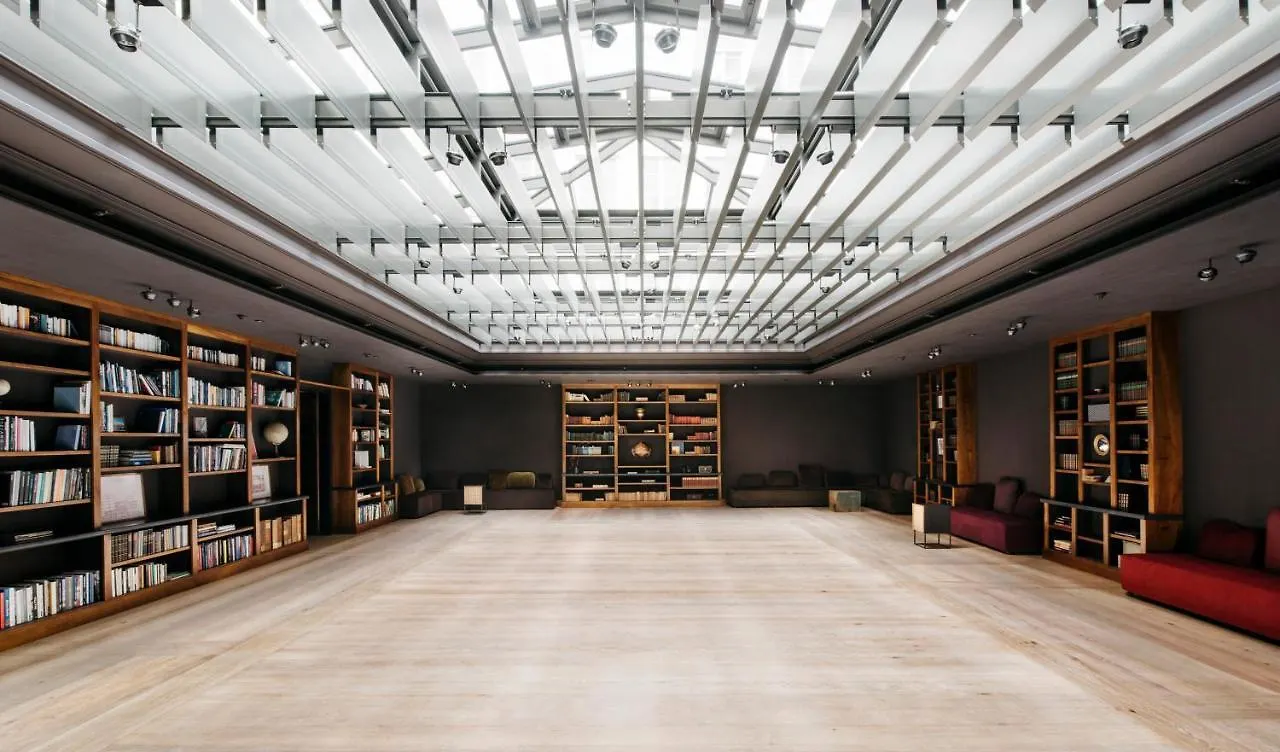 Hotel Bayerischer Hof Mnichov 5*,  Německo