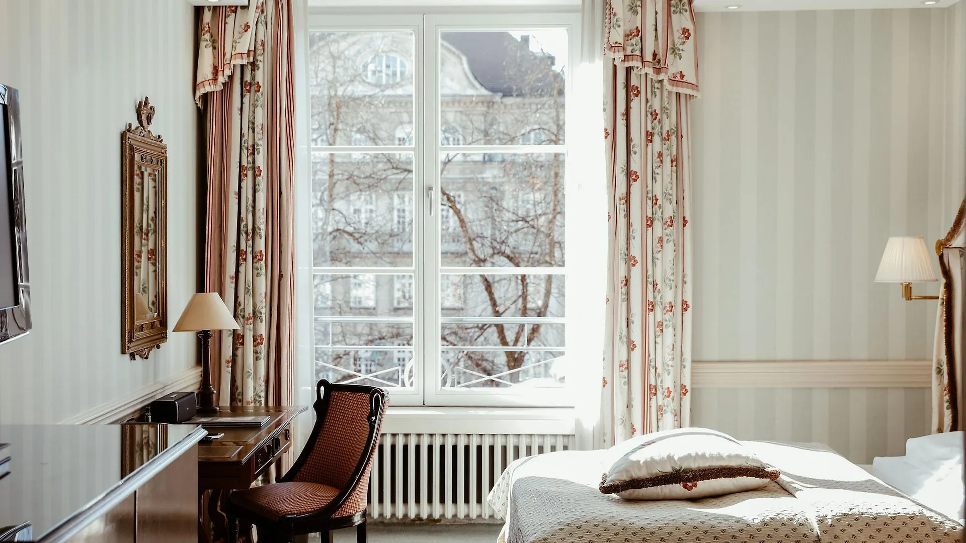 *****  Hotel Bayerischer Hof Munich Germany