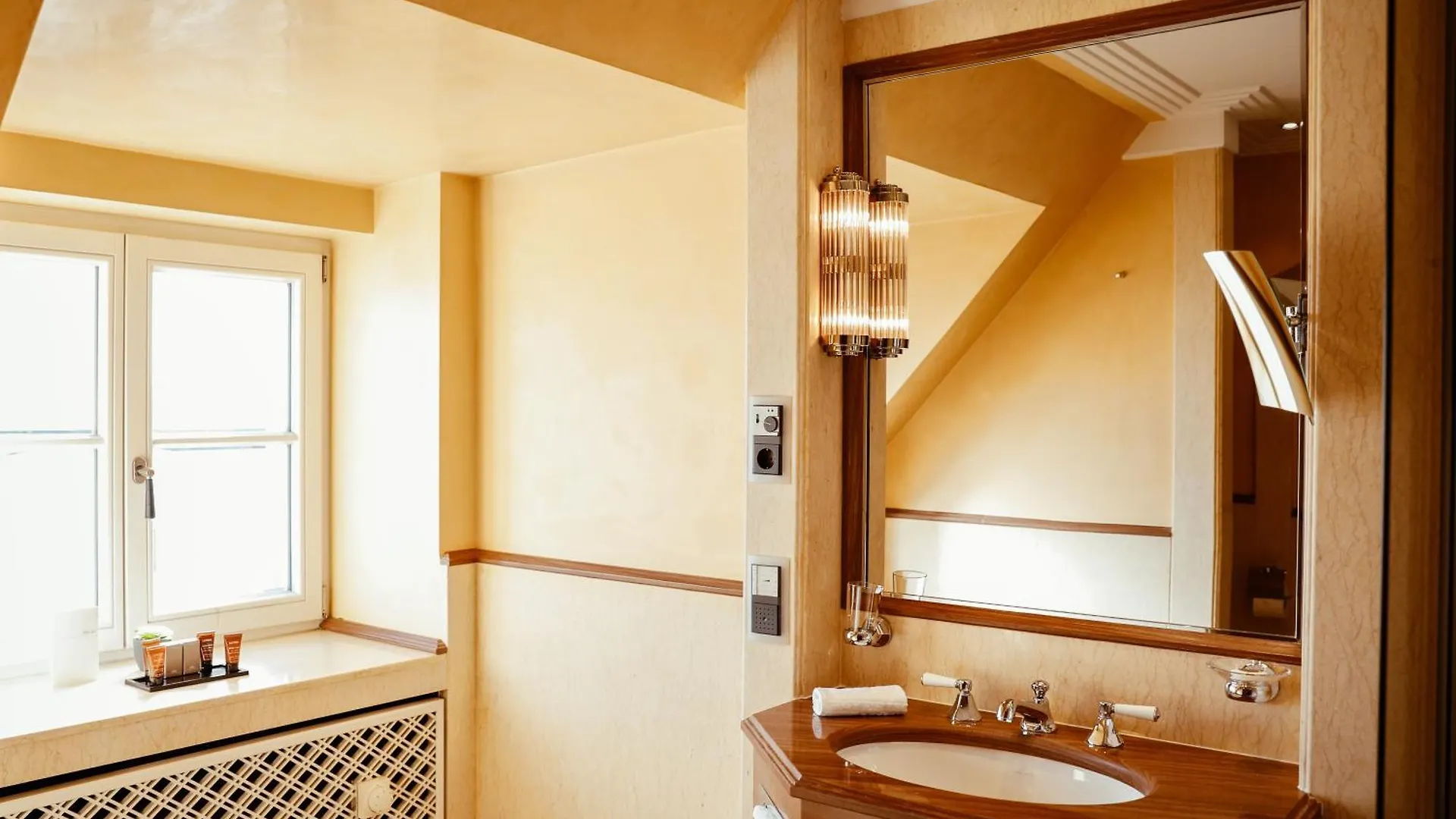 Hotel Bayerischer Hof Munich 5*,  Germany