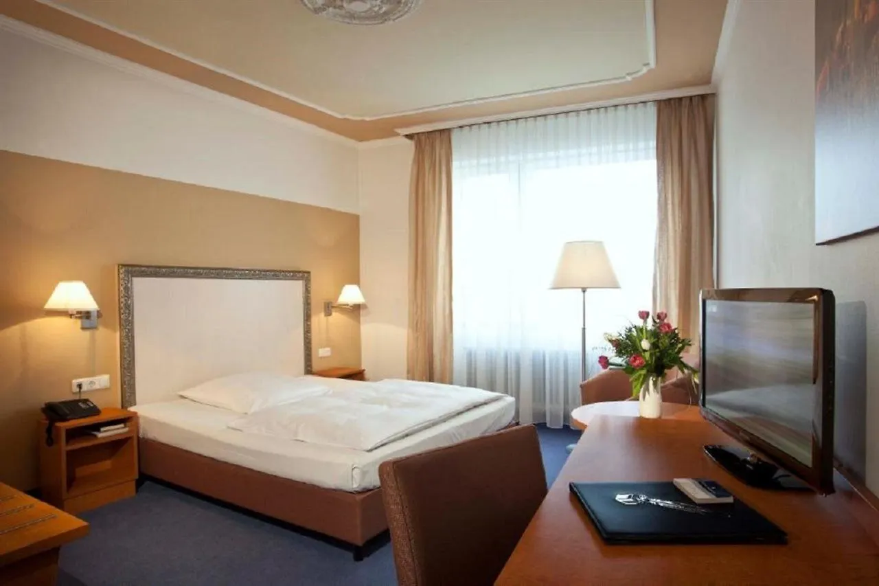 Hotel Bayerischer Hof Munich